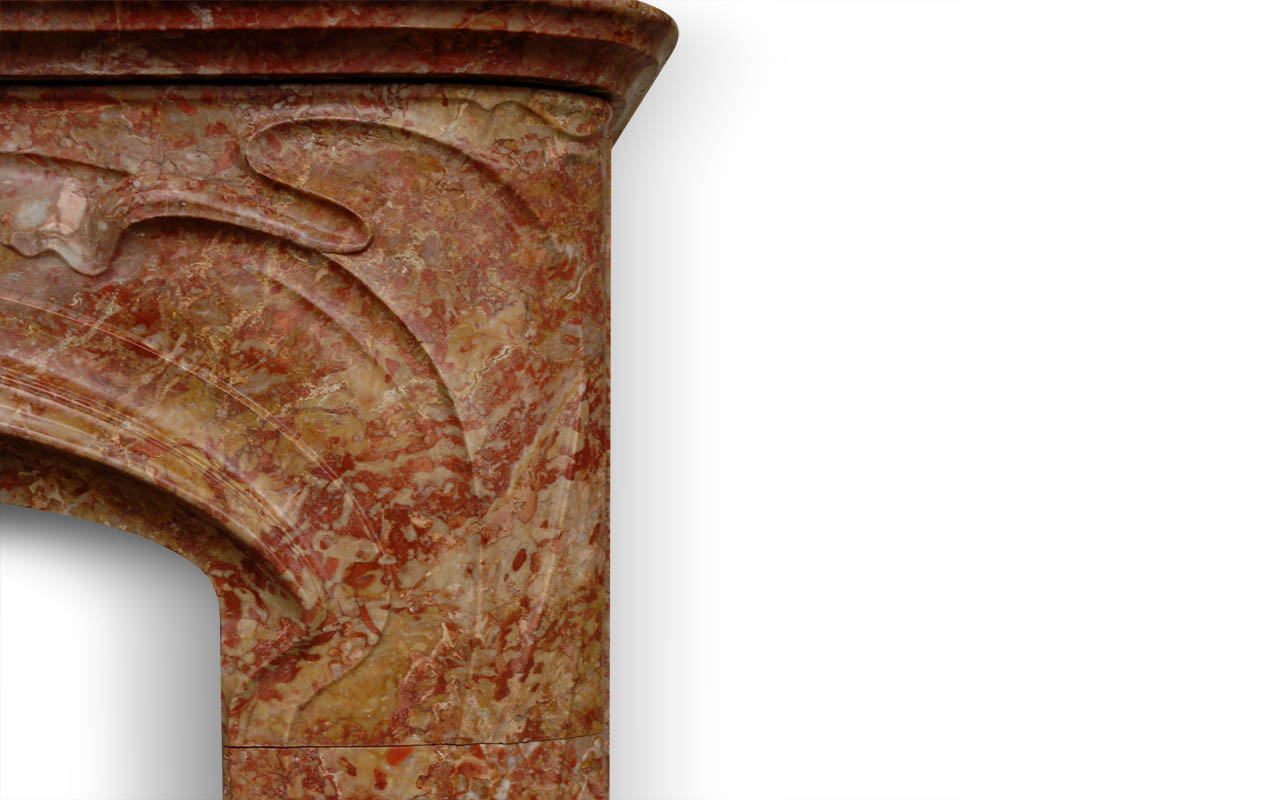 Maison & Maison, designers de cheminées en marbre, vous propose de personnaliser le modèle Arcadie. Liberty est une cheminée de style Art Nouveau réalisée sur mesure en marbre. Cette cheminée est réalisée d'après une cheminée ancienne au modèle très rare.