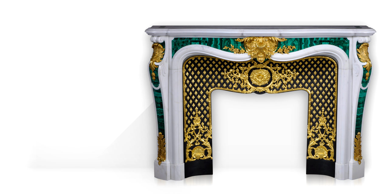 Maison & Maison, créateur de cheminées haut de gamme, vous invite à personnaliser votre cheminée Païva en marbre à marqueterie de malachite et bronze doré, cheminée sur mesure réalisée à la commande.
