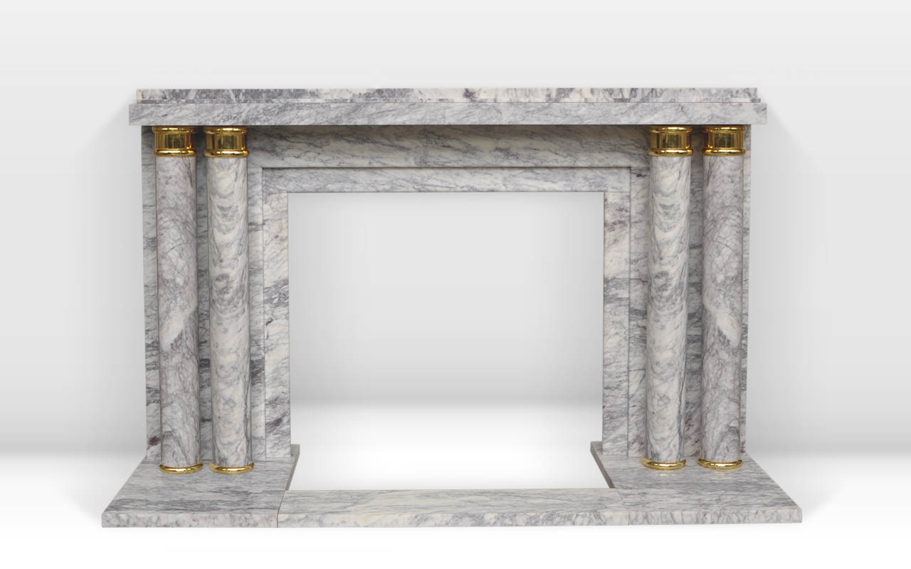 Maison & Maison, designers de cheminées en marbre, vous propose de personnaliser le modèle Arcadie. Paquebot est une cheminée sur mesure en marbre de style Art Déco décorée d'une paire de double colonnes et ornées d'ornements en bronze doré. 